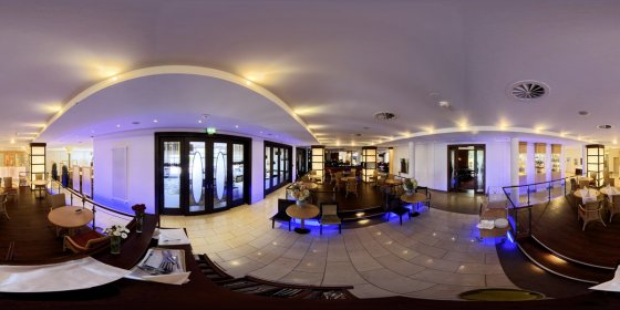 Play 'VR 360° - Castanea Resort Hotel