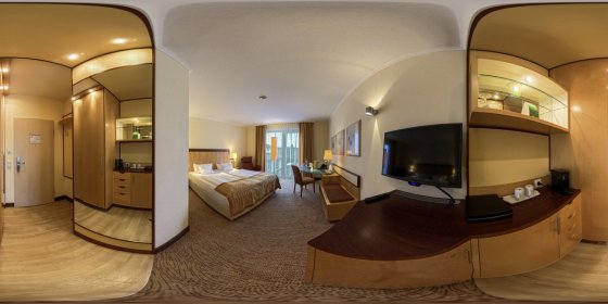 Play 'VR 360° - Castanea Resort Hotel